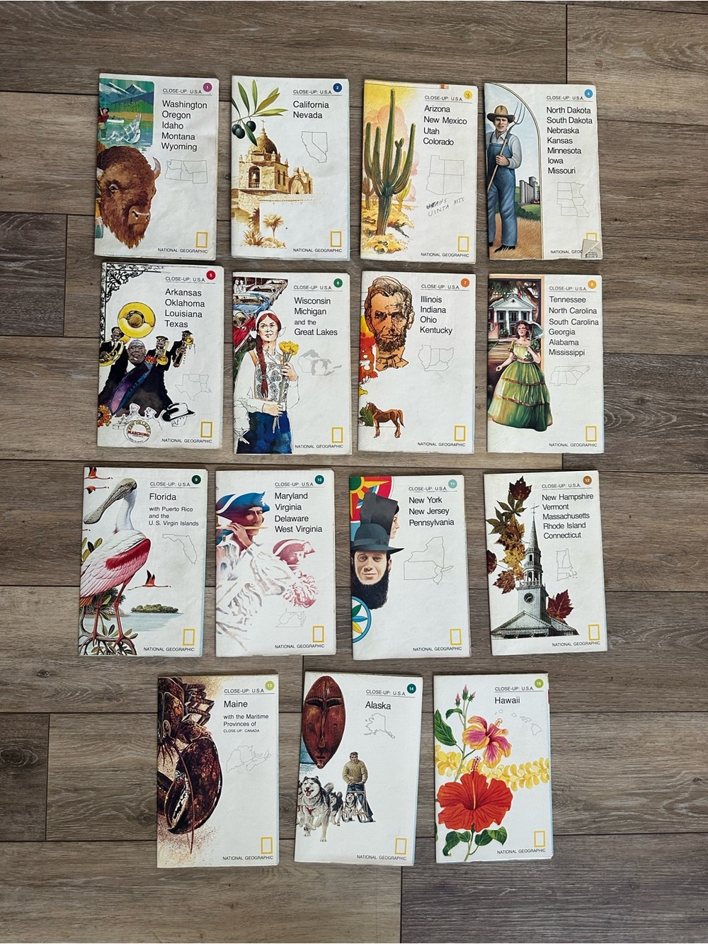 Vintage National Geographic Close-Up U.S.A. Complete 15 Booklet Set
